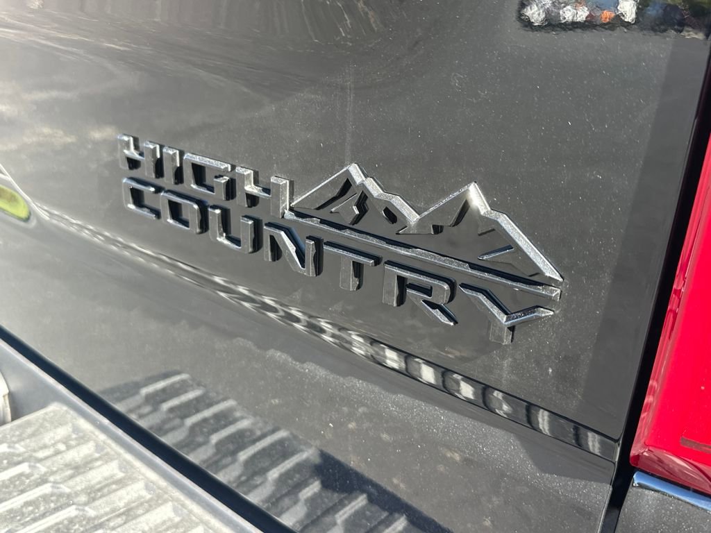 New 2026 Chevrolet Silverado 1500 High Country w/ High Country Premium Package image 10