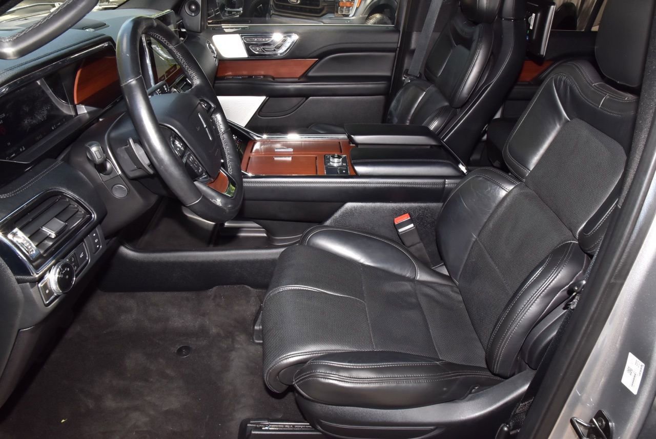 Used 2021 Lincoln Navigator Reserve w/ Luxury Package image 13