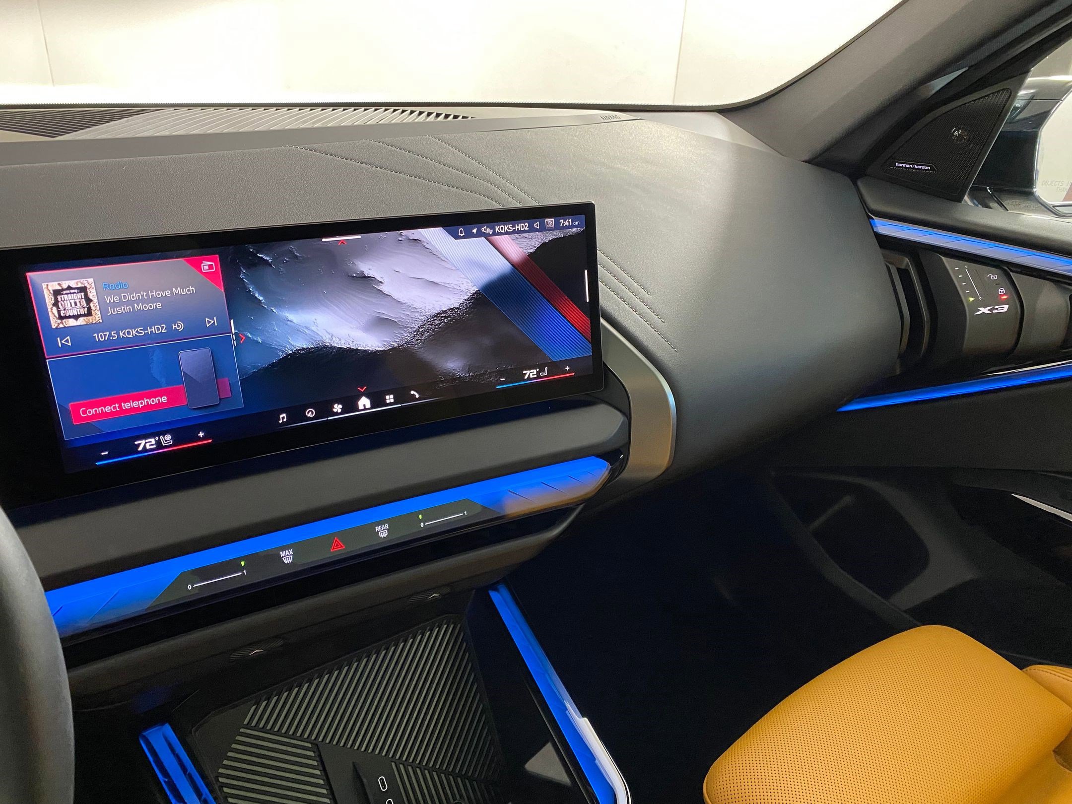 Certified 2025 BMW X3 M50 w/ Premium Package image 24