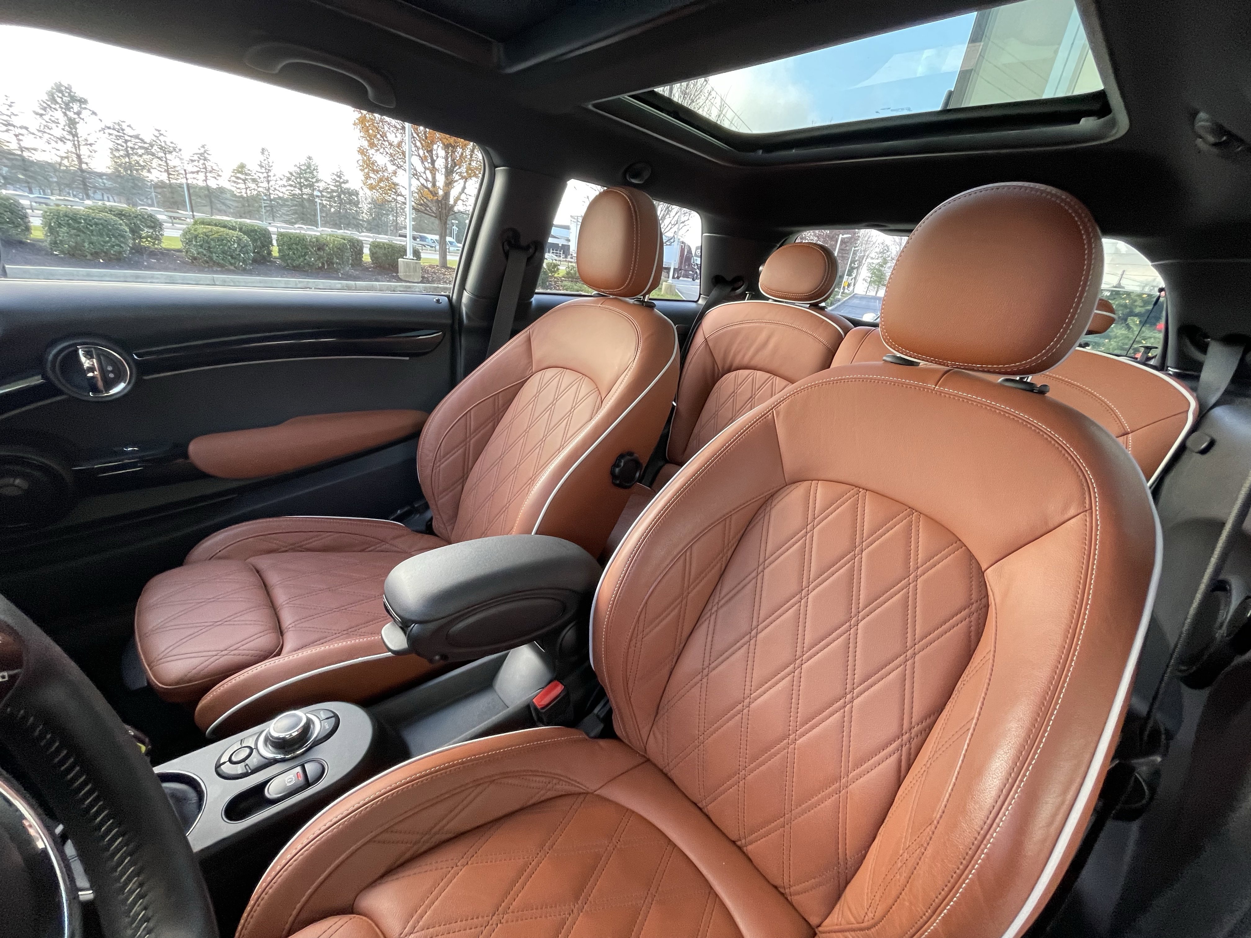 Used 2023 MINI Cooper SE image 7