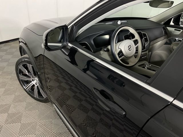 Certified 2023 Volvo XC90 B6 Ultimate w/ Protection Package Premier image 35