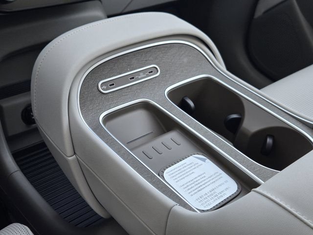 New 2026 Hyundai Palisade SEL Premium FWD image 15