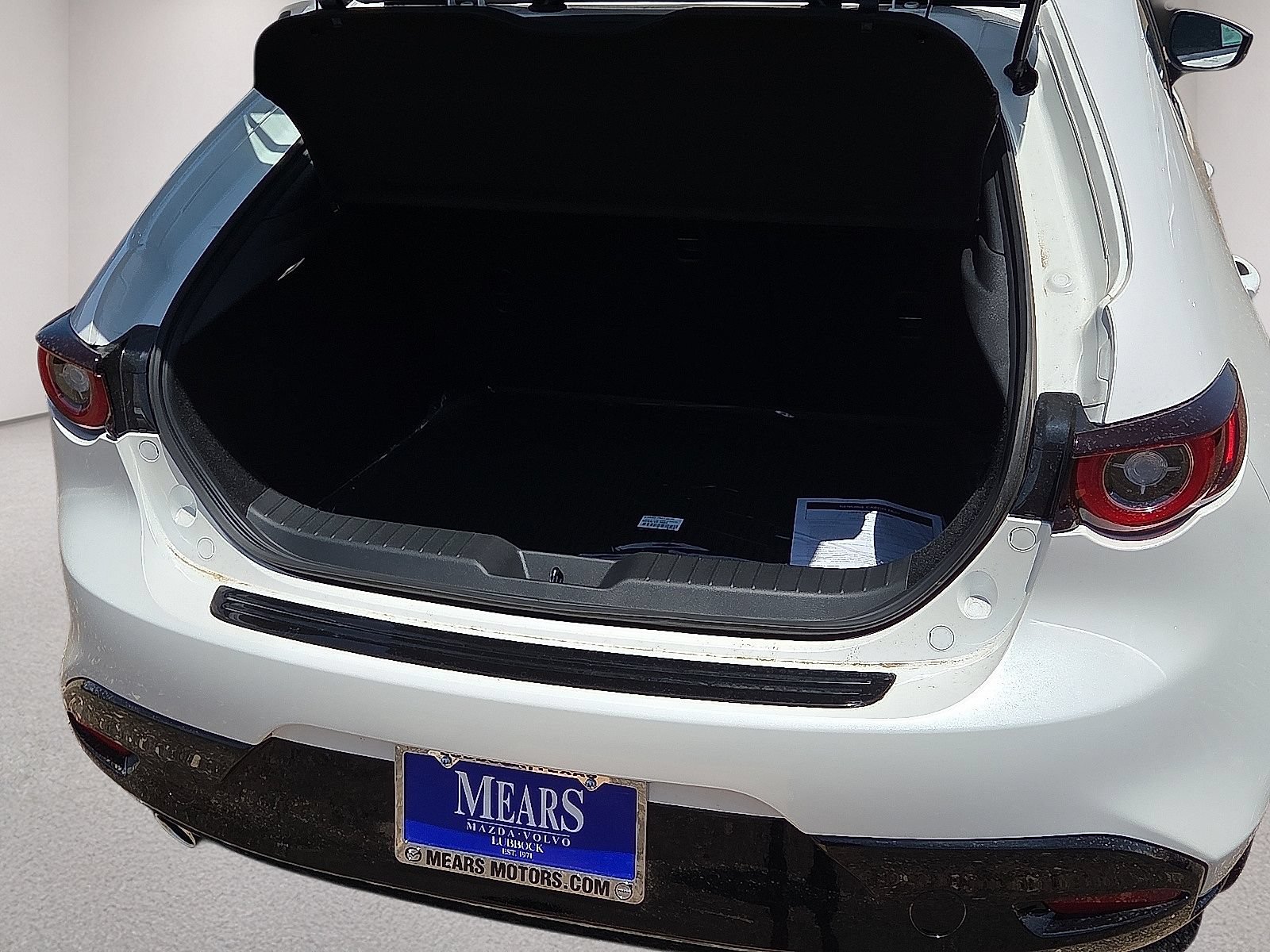 New 2026 MAZDA MAZDA3 2.5 S Hatchback w/ Premium Pkg FWD image 14
