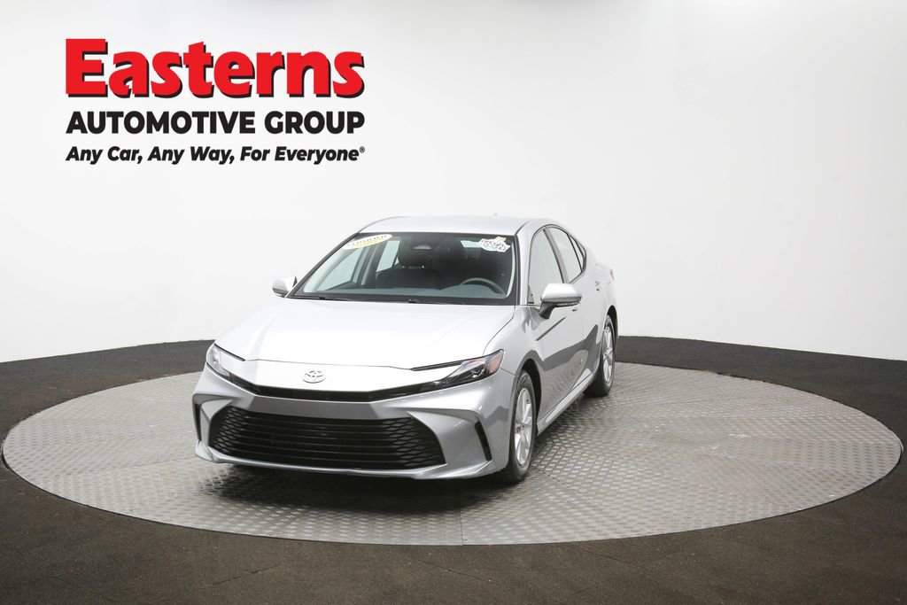 Used 2025 Toyota Camry LE image 56