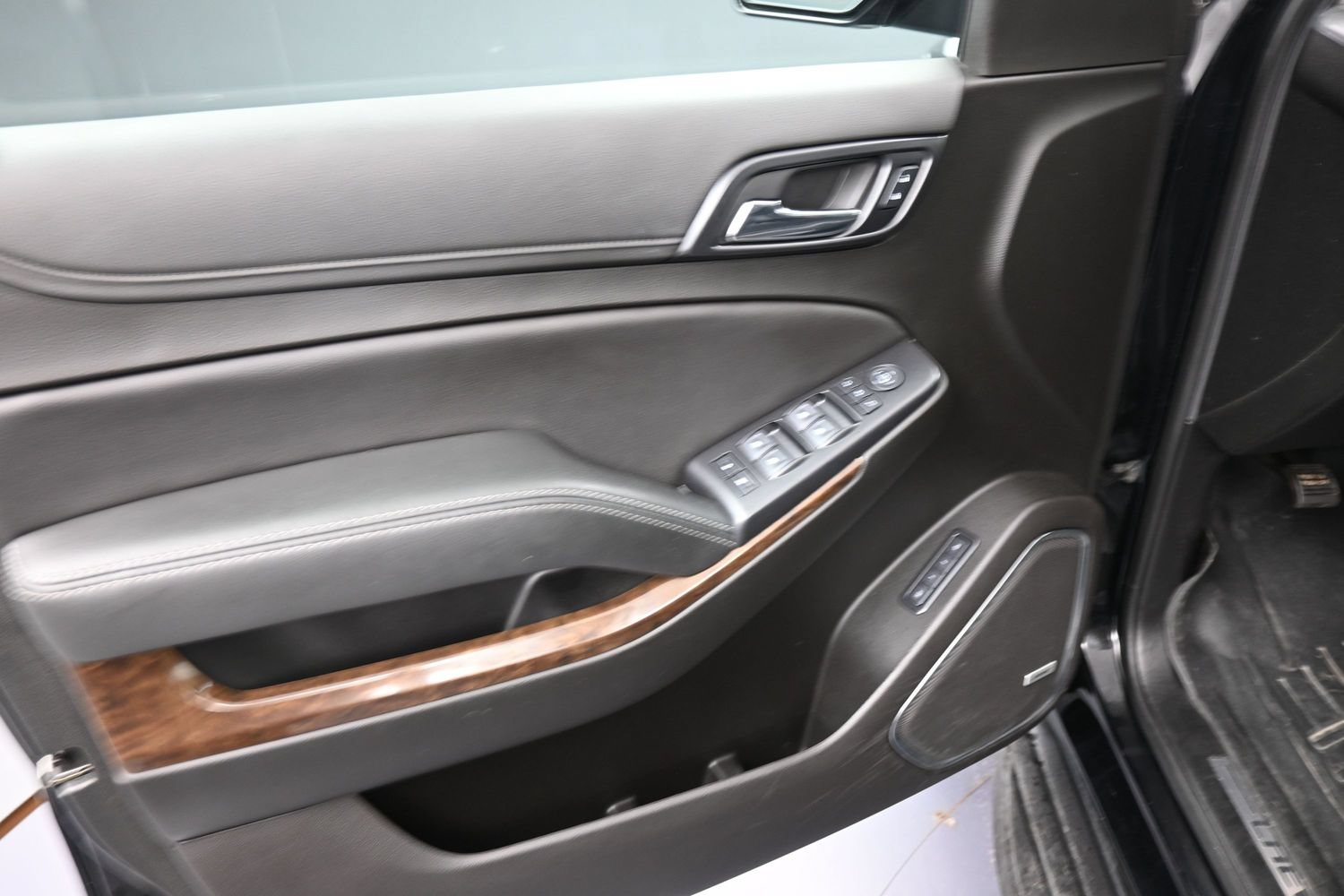 Used 2019 Chevrolet Tahoe LT AWD/4WD image 13