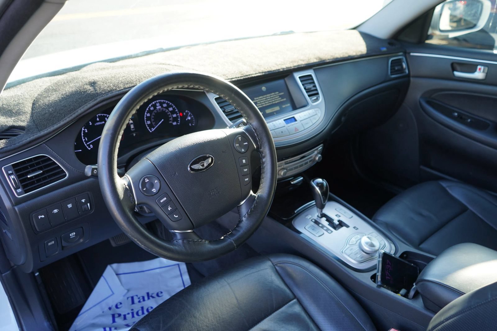Used 2013 Hyundai Genesis 5.0 R-Spec RWD image 9