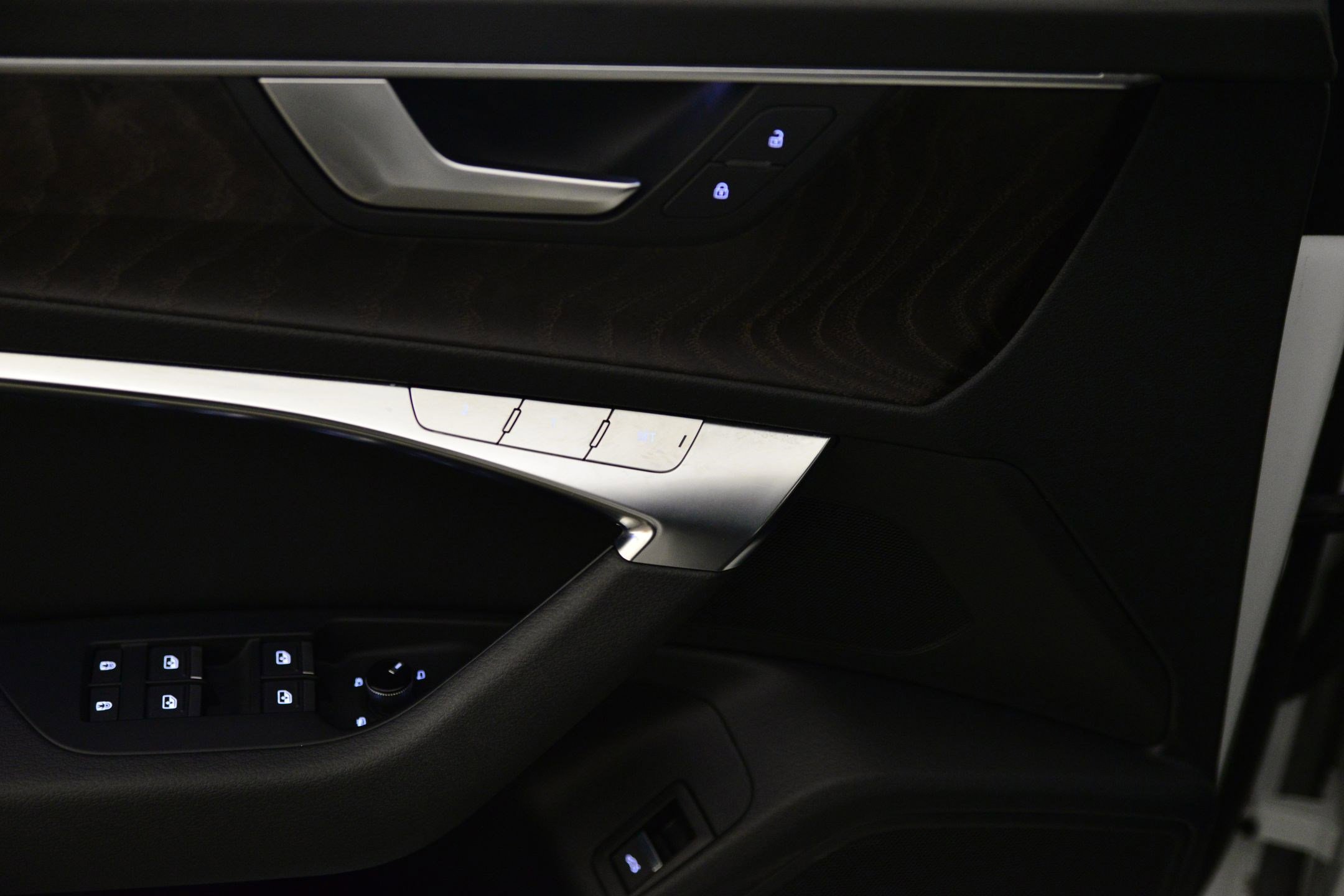 Used 2023 Audi A6 2.0T Premium w/ Convenience Package image 27