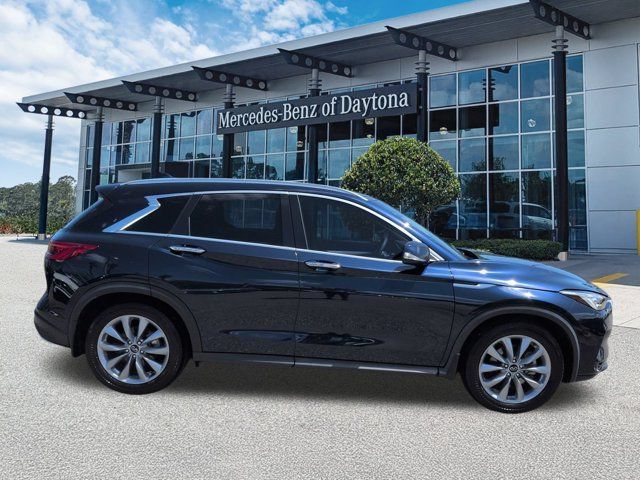 Used 2021 INFINITI QX50 Luxe FWD image 3