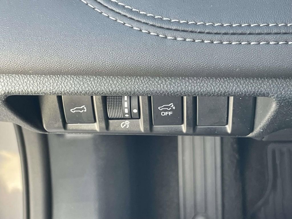 Used 2023 Subaru Outback Limited XT image 19