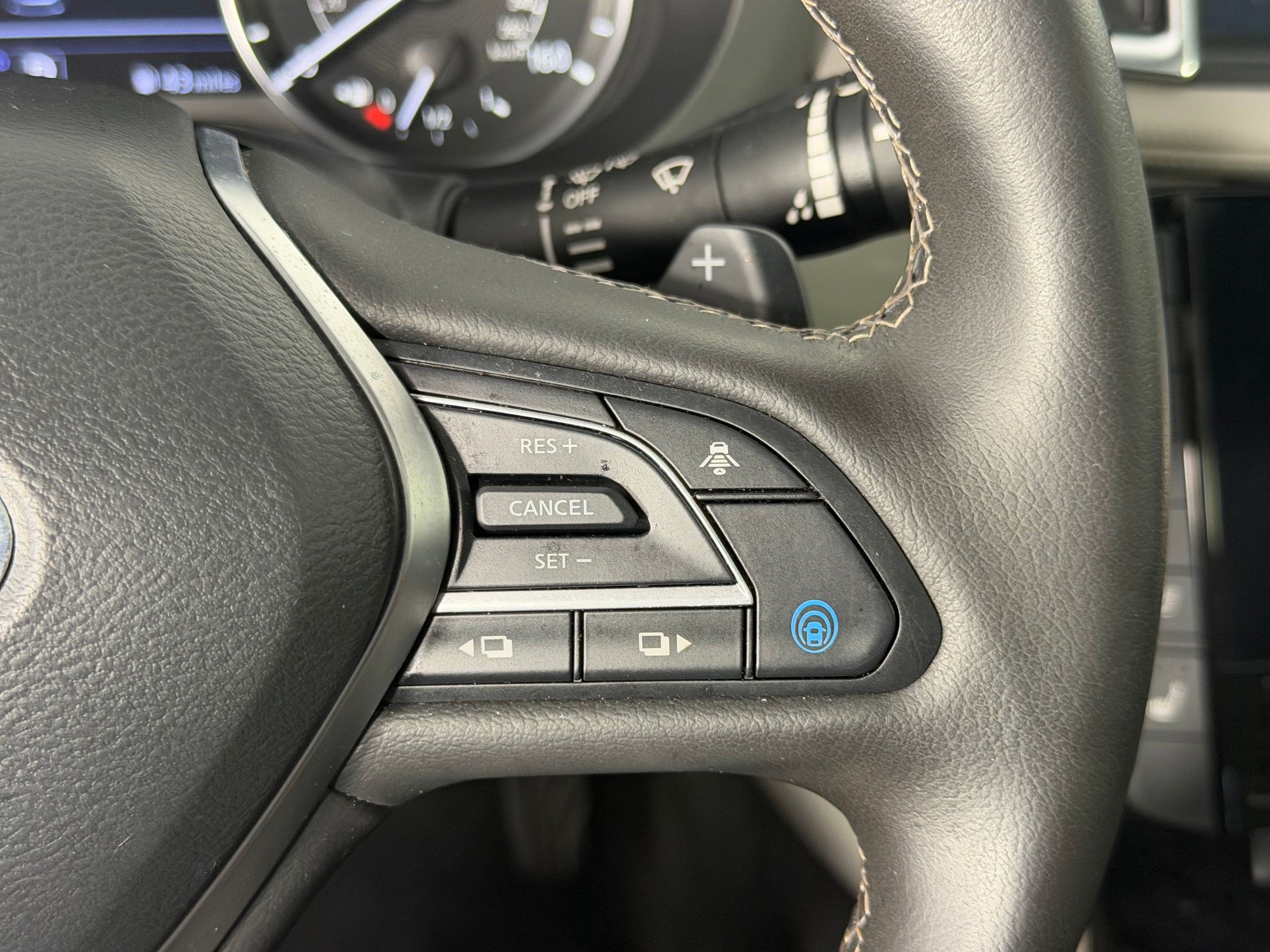Used 2023 INFINITI QX50 Luxe FWD image 29