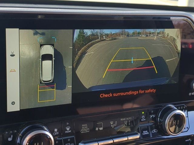 Certified 2025 Toyota Highlander Limited image 13