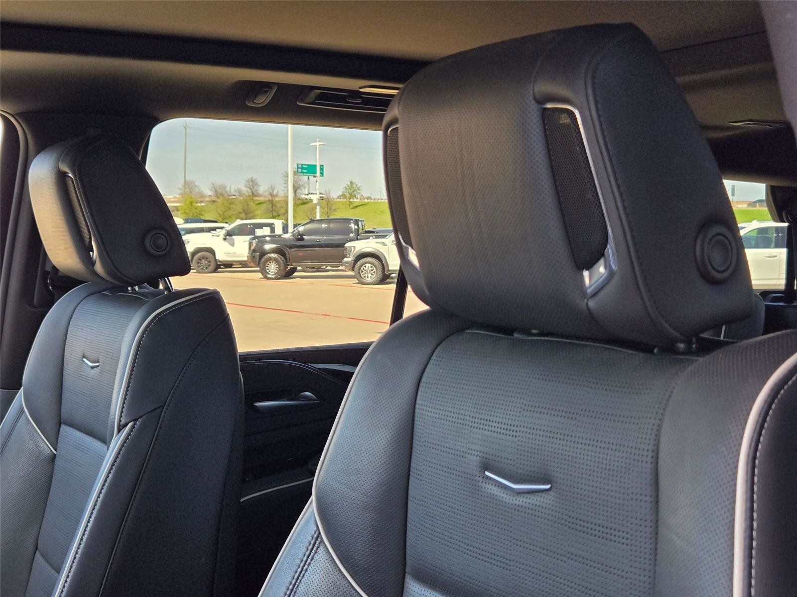 Used 2023 Cadillac Escalade Sport w/ Touring Package image 12