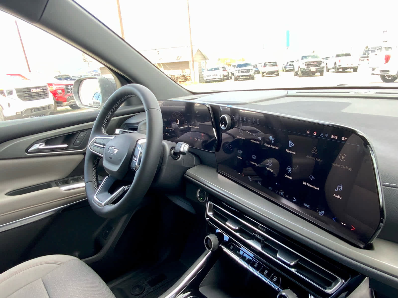 New 2026 Chevrolet Traverse LT w/ Midnight/Sport Edition AWD/4WD image 43