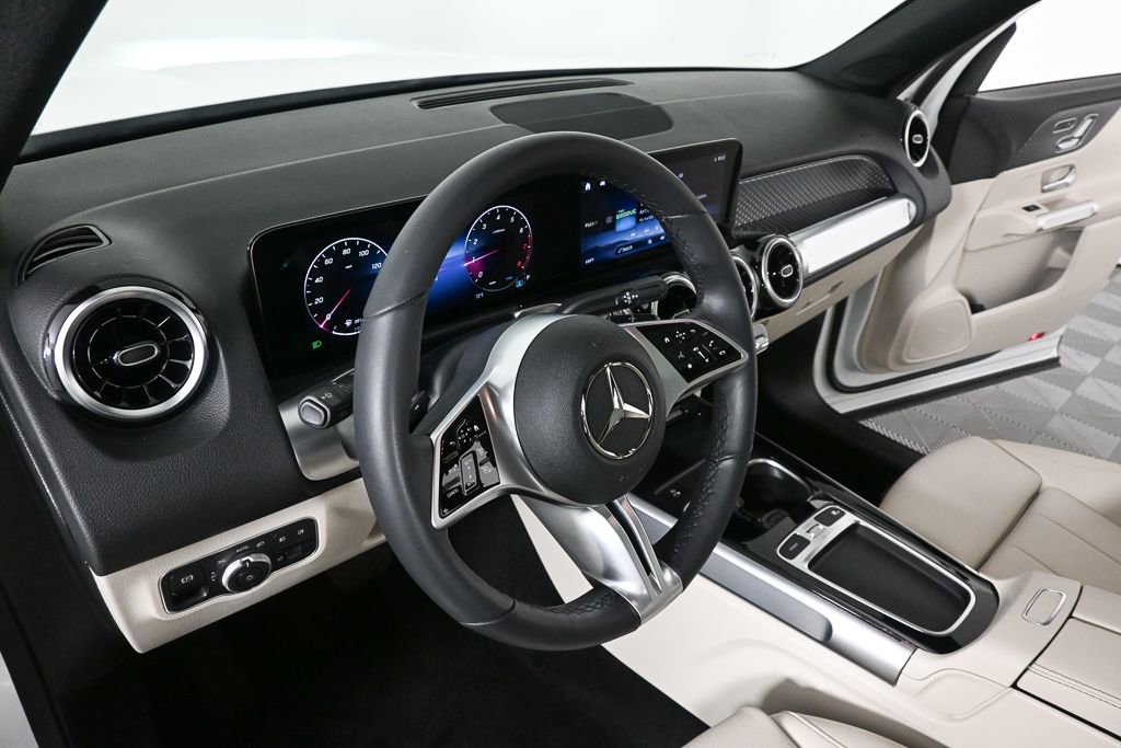 Certified 2026 Mercedes-Benz GLB 250 image 6