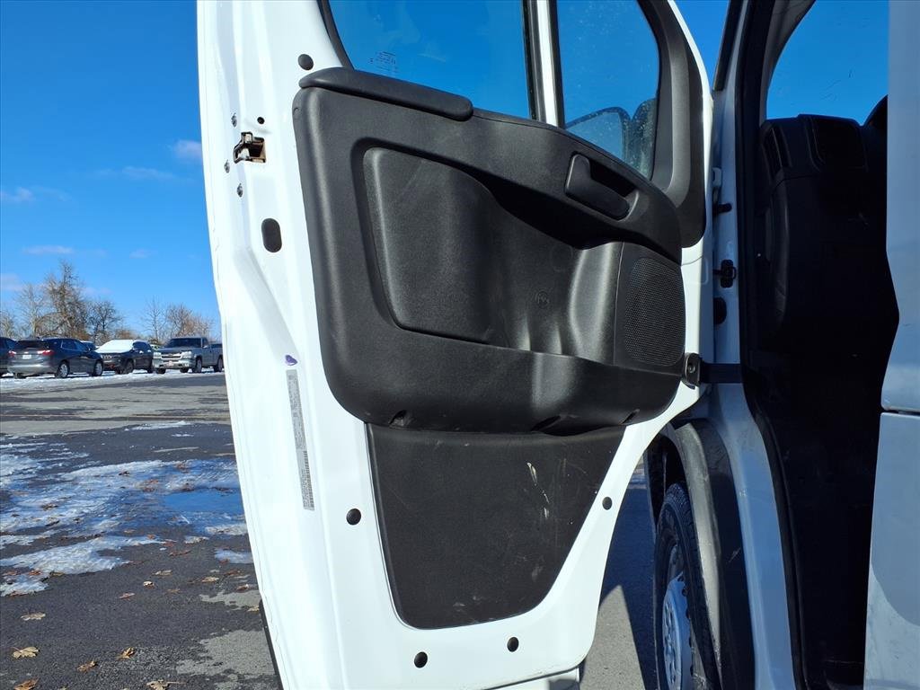 Used 2024 RAM ProMaster 3500 w/ Delivery Van Package image 23