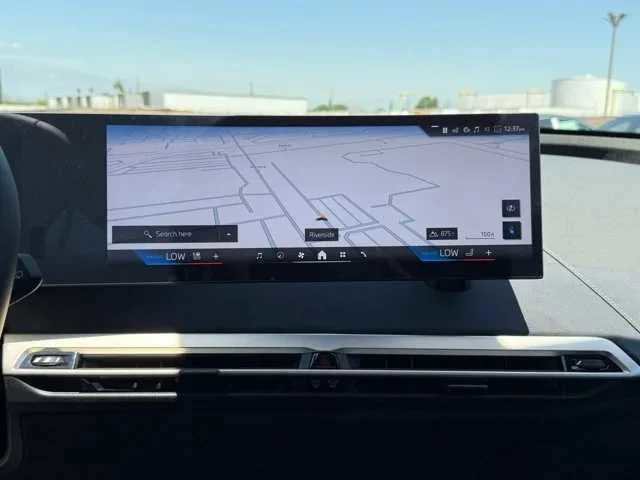 New 2026 BMW iX xDrive45 AWD/4WD image 28