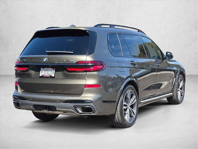 Certified 2024 BMW X7 xDrive40i w/ M Sport Package AWD/4WD image 5