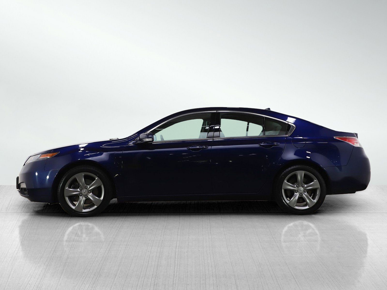Used 2013 Acura TL SH-AWD image 2