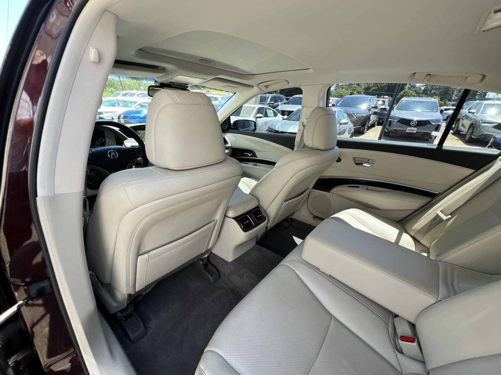 Used 2017 Acura RLX w/ Technology Package FWD image 27
