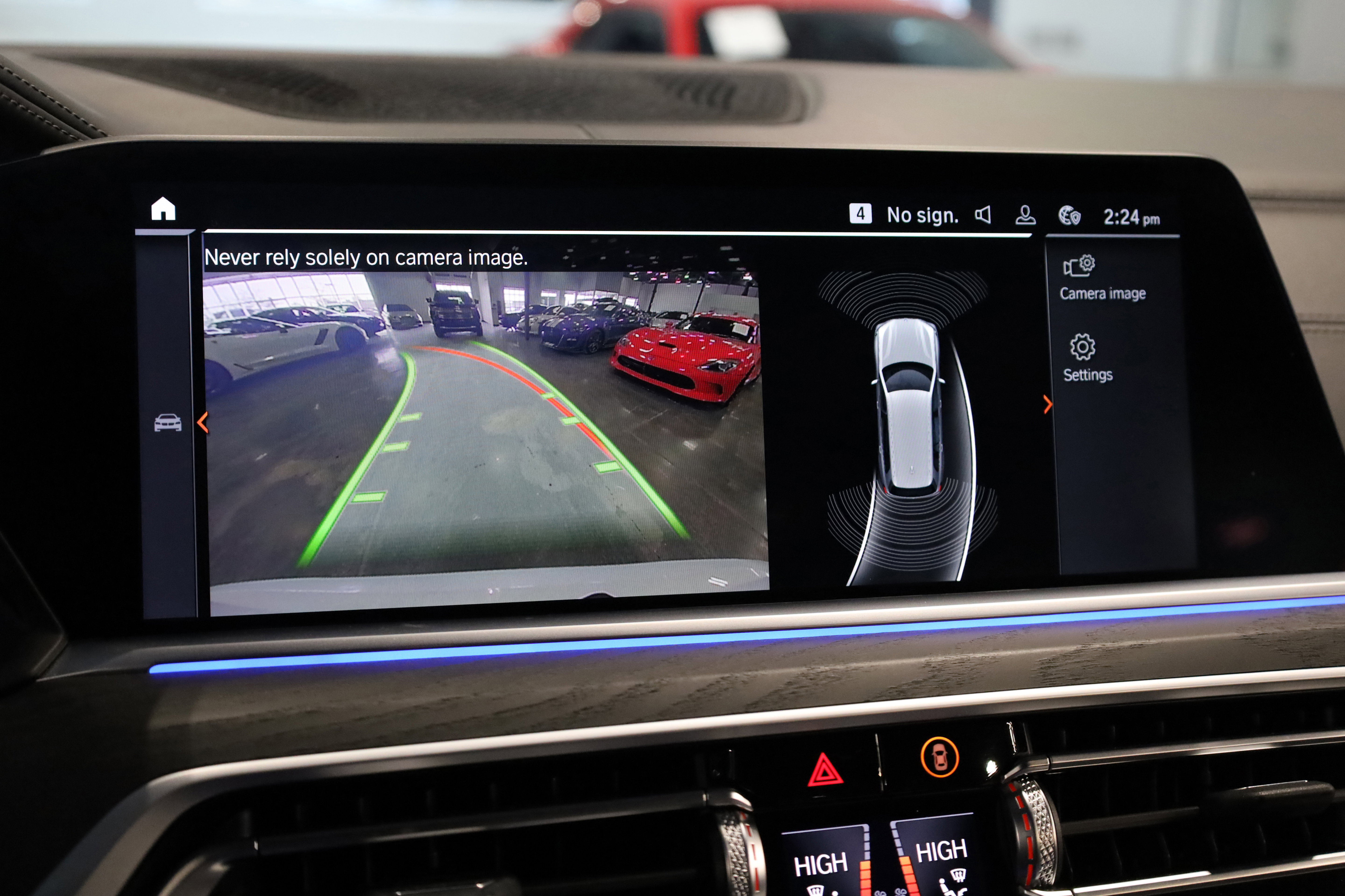 Used 2022 BMW X7 xDrive40i w/ M Sport Package image 30