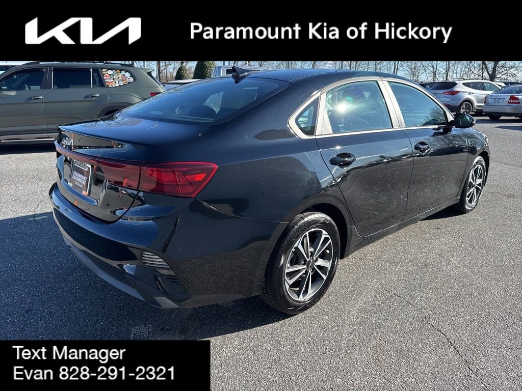 Used 2024 Kia Forte LXS w/ LXS Technology Package image 7