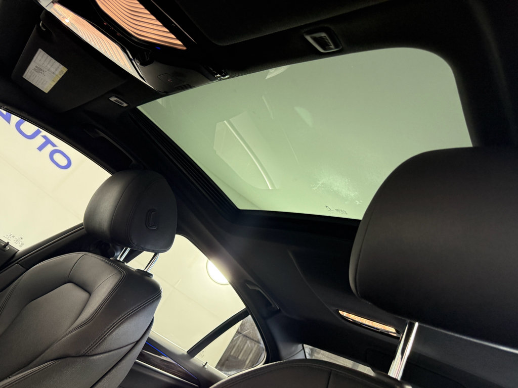 Used 2020 BMW 530i w/ Convenience Package image 21