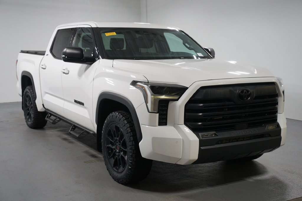 Used 2023 Toyota Tundra SR5 w/ SR5 Premium Package AWD/4WD image 3