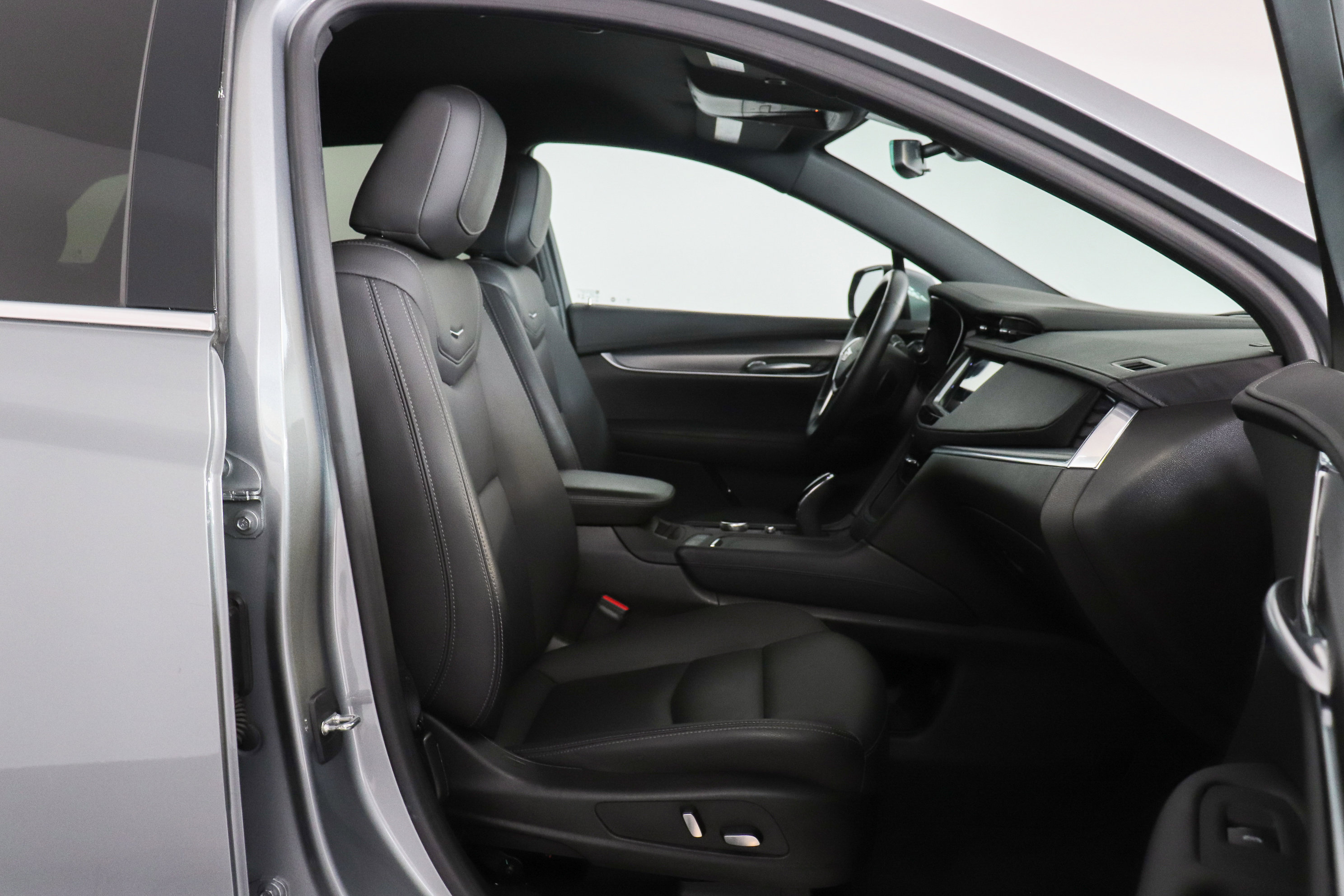 Used 2023 Cadillac XT5 Luxury AWD/4WD image 15