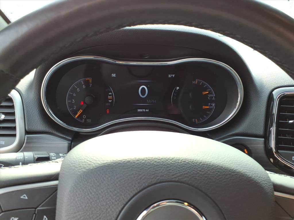 Used 2020 Jeep Grand Cherokee Altitude image 18