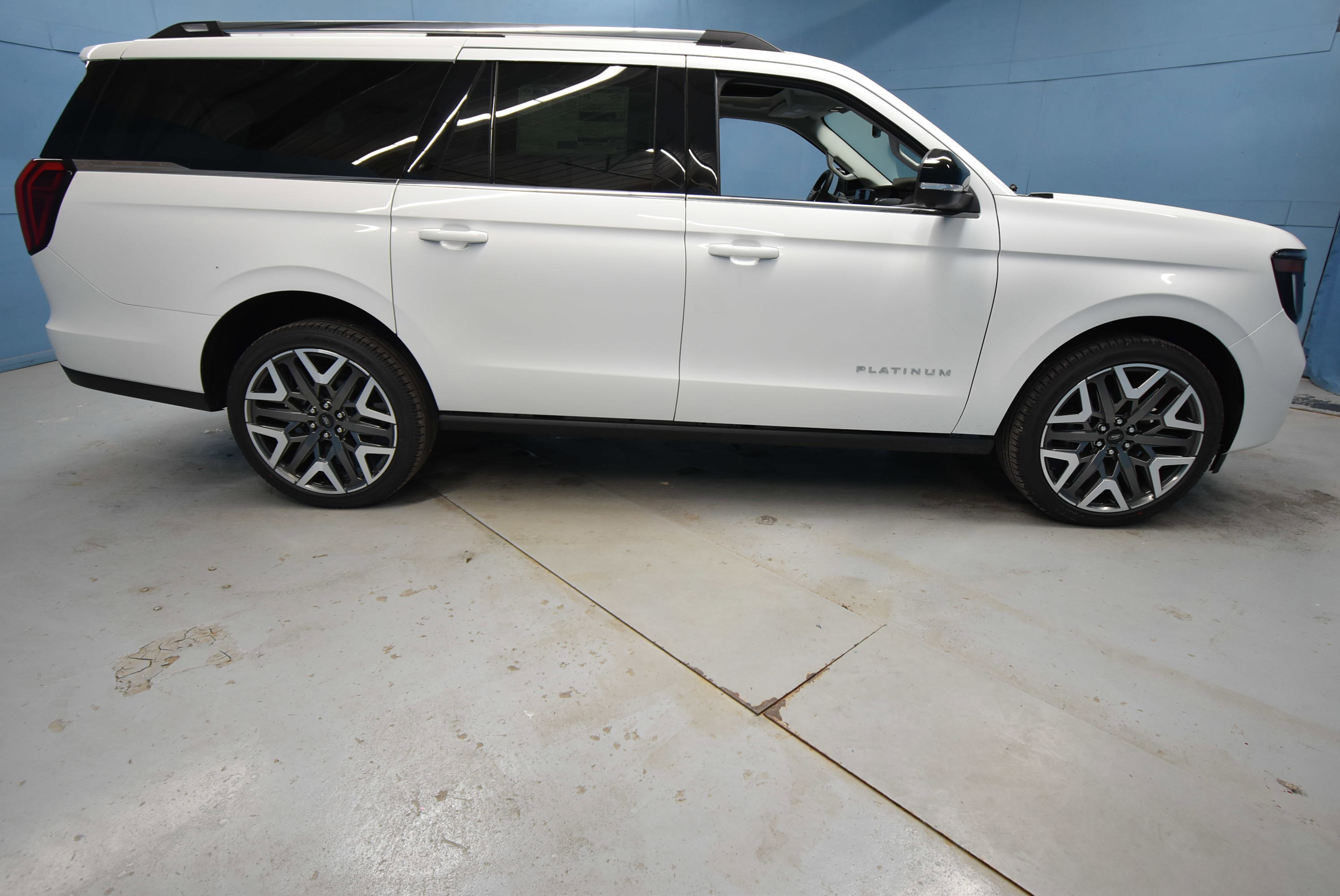 New 2026 Ford Expedition Max Platinum image 37