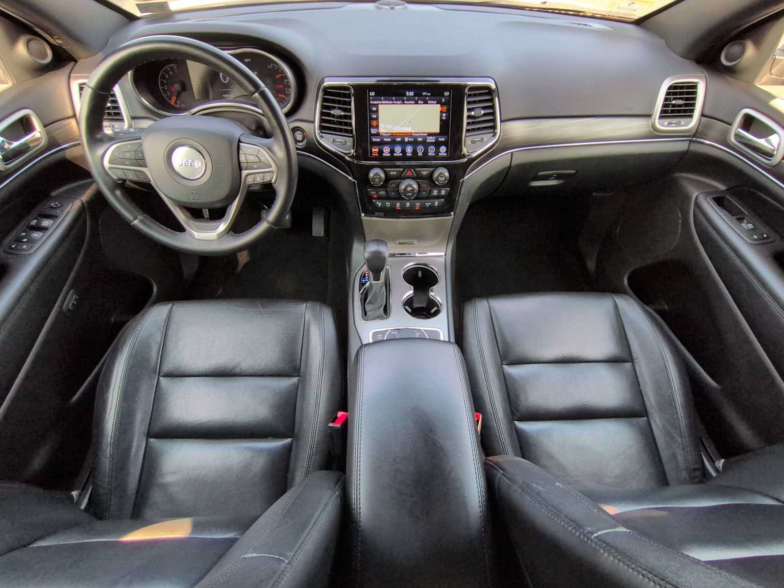 Used 2022 Jeep Grand Cherokee Limited w/ Tech Group AWD/4WD image 16