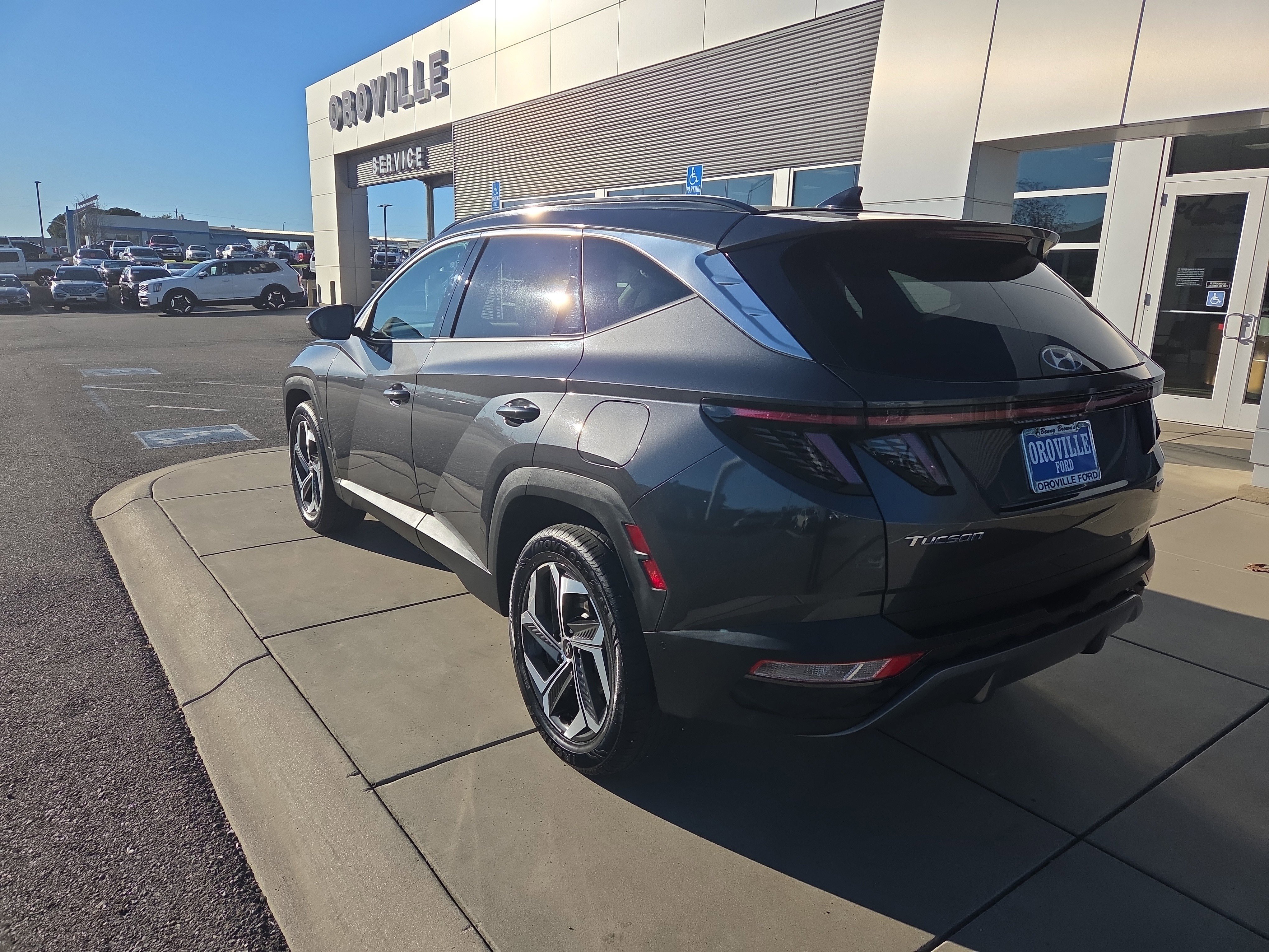 Used 2024 Hyundai Tucson Limited AWD/4WD image 3