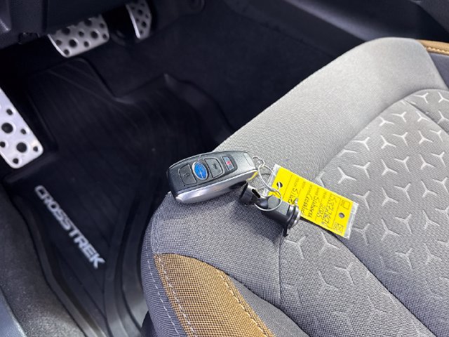 Used 2025 Subaru Crosstrek 2.5i Sport w/ Crosstrek Mirror Package AWD/4WD image 29