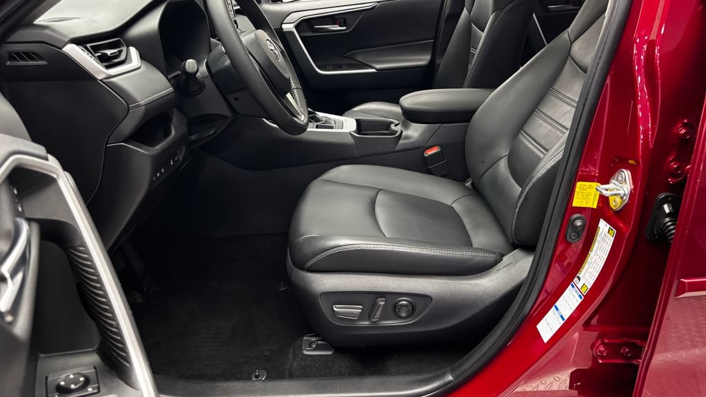 Used 2021 Toyota RAV4 XLE Premium AWD/4WD image 12