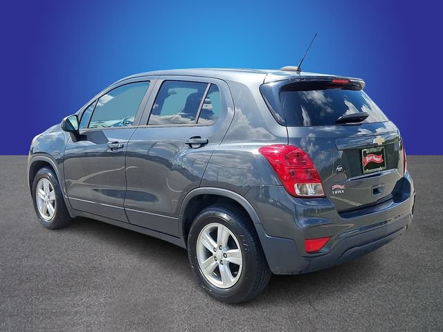 Used 2020 Chevrolet Trax LS w/ Tint and Cruise Package FWD image 6