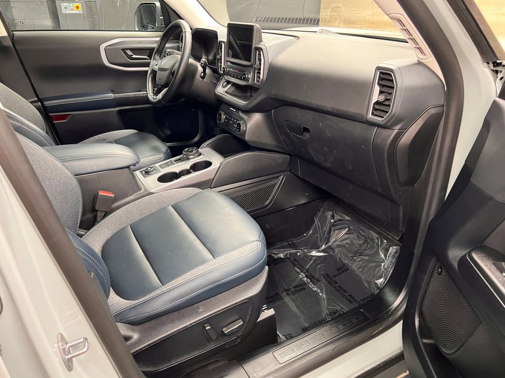 Used 2023 Ford Bronco Sport Outer Banks w/ Tech Package image 8