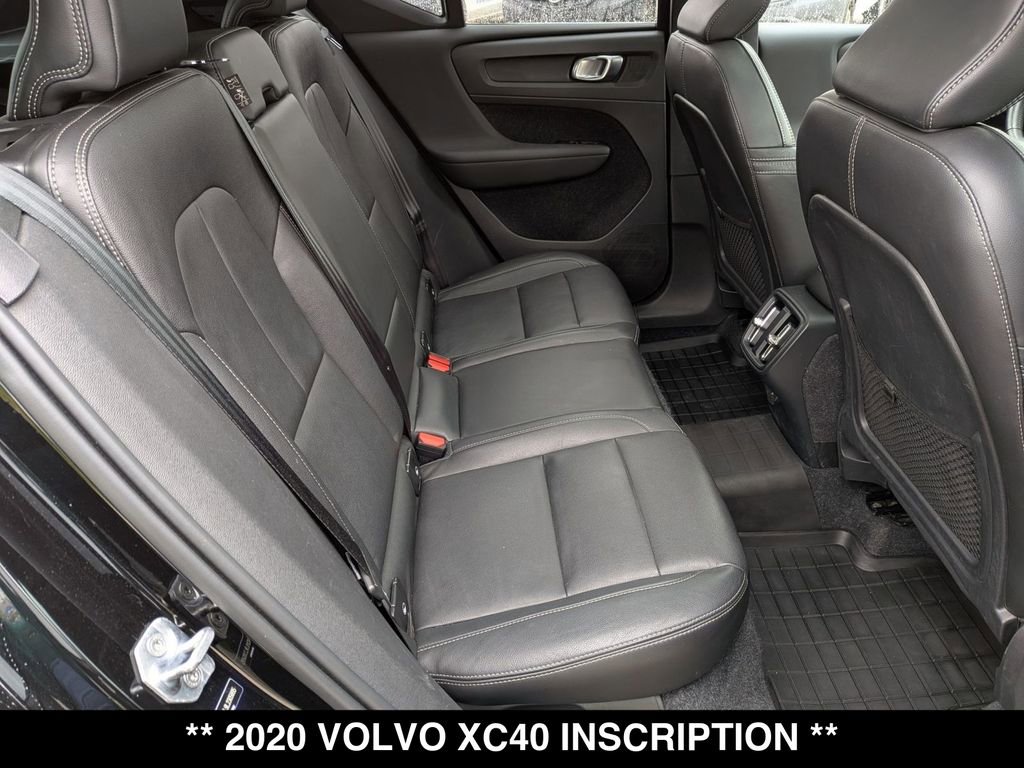 Used 2020 Volvo XC40 T4 Inscription FWD image 28