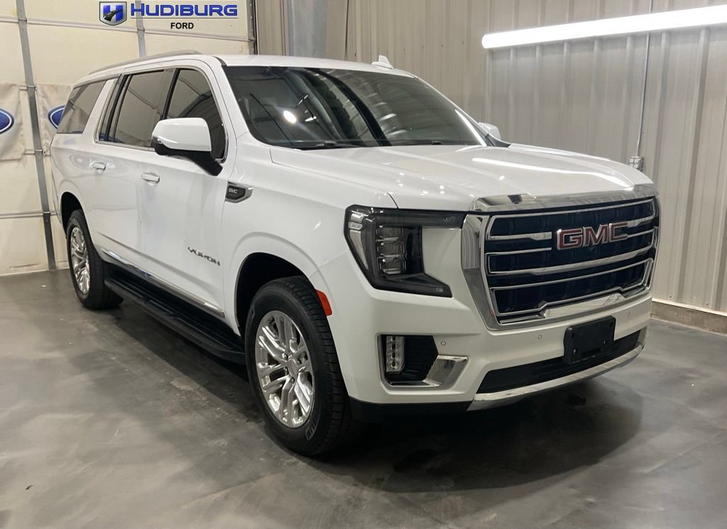 Used 2021 GMC Yukon XL SLT w/ Rear Media and Nav Package RWD image 1