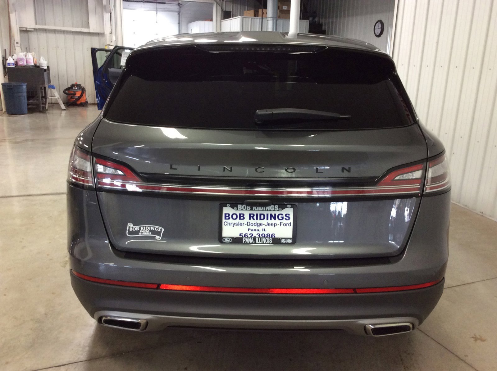 Used 2023 Lincoln Nautilus Reserve image 4
