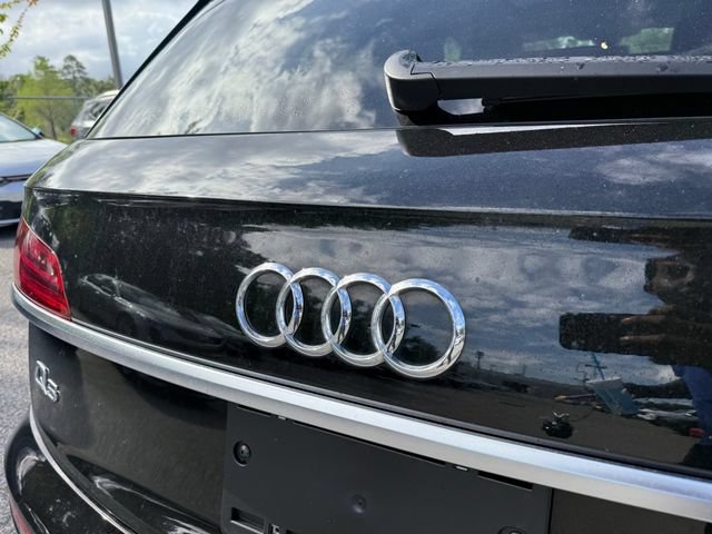 Used 2023 Audi Q5 2.0T Premium w/ Convenience Package AWD/4WD image 12