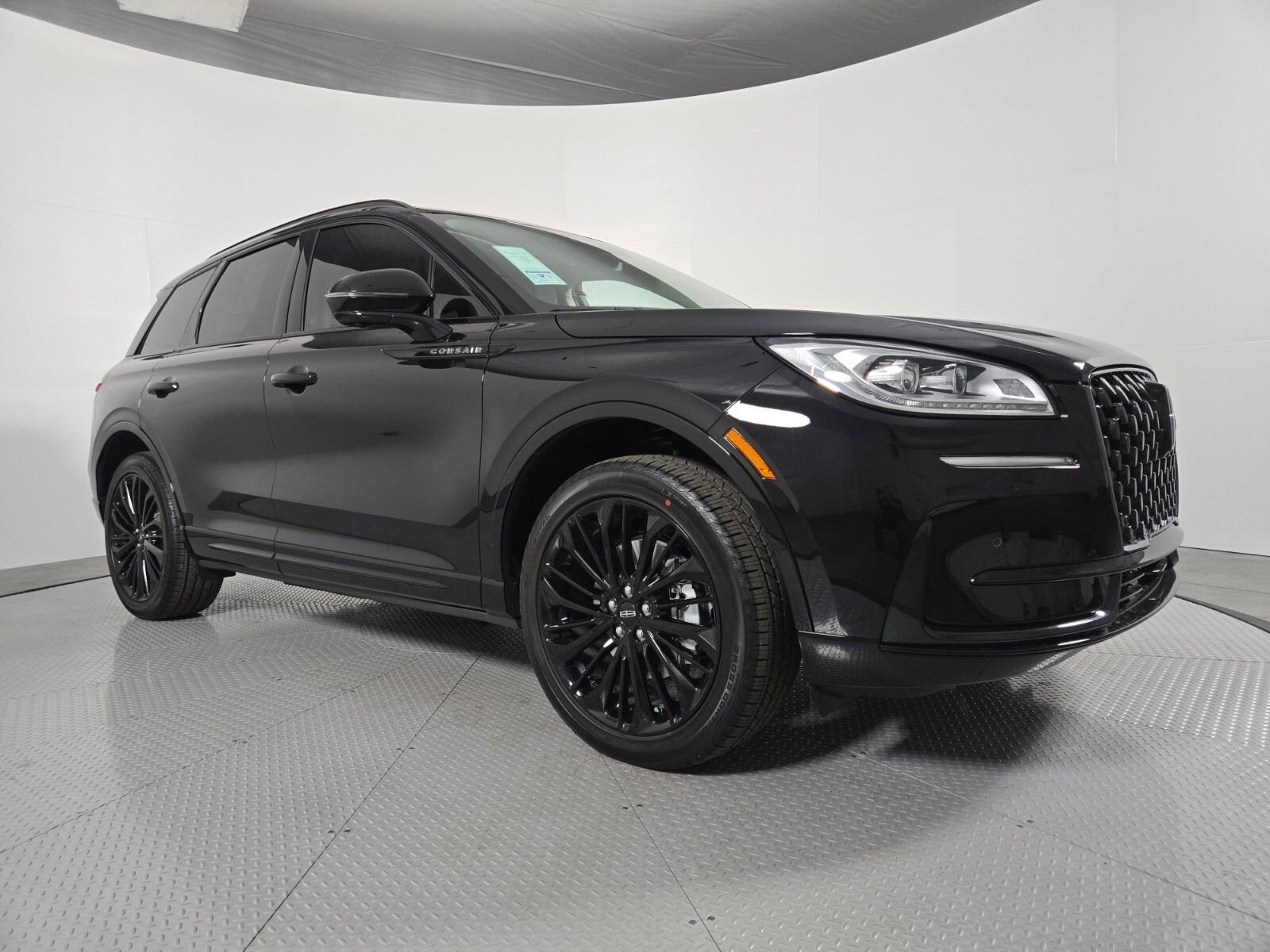 New 2026 Lincoln Corsair Grand Touring image 2