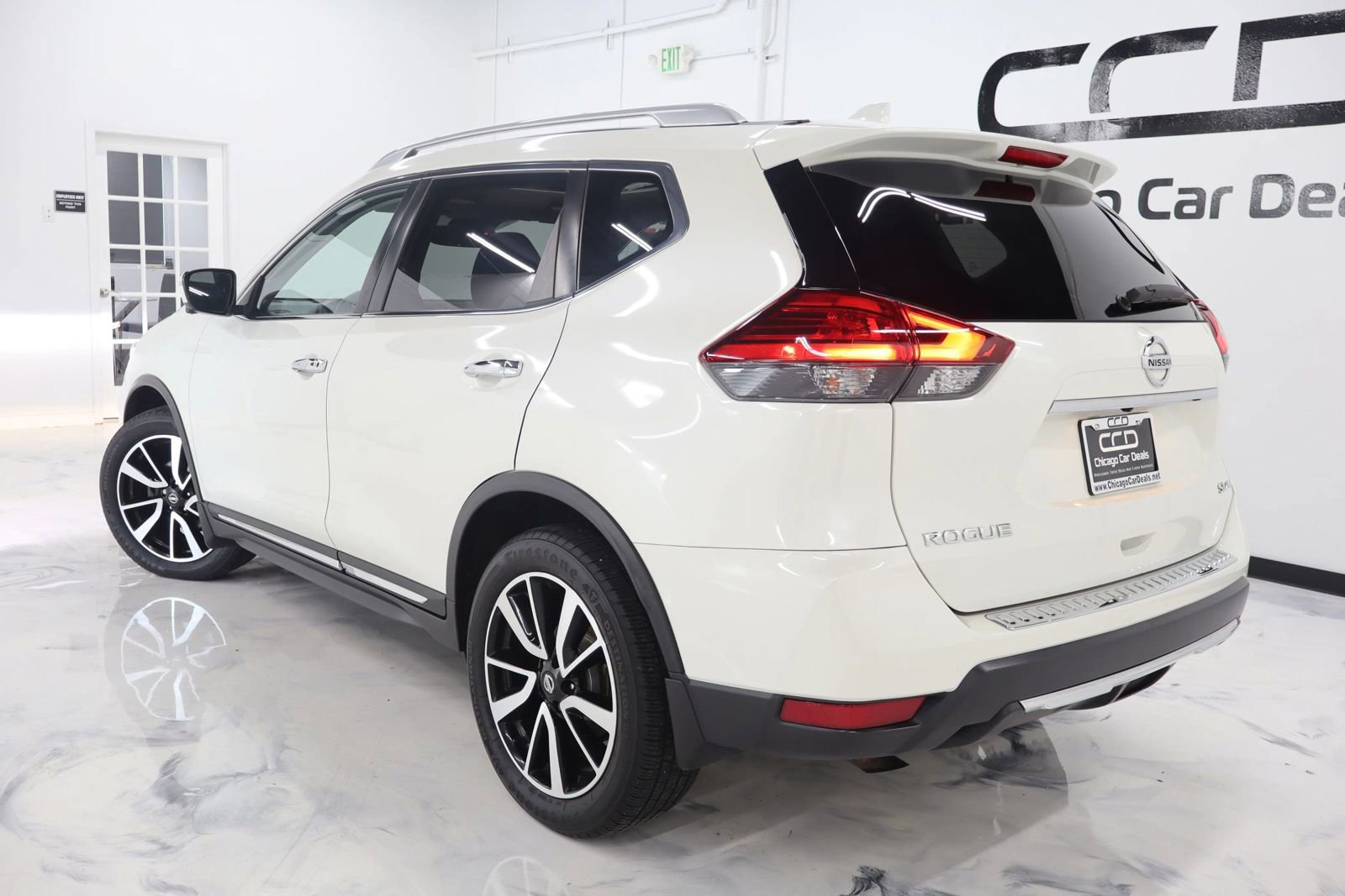 Used 2017 Nissan Rogue SL w/ SL Premium Package AWD/4WD image 5