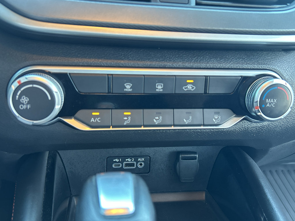 Used 2024 Nissan Altima 2.5 SR image 17