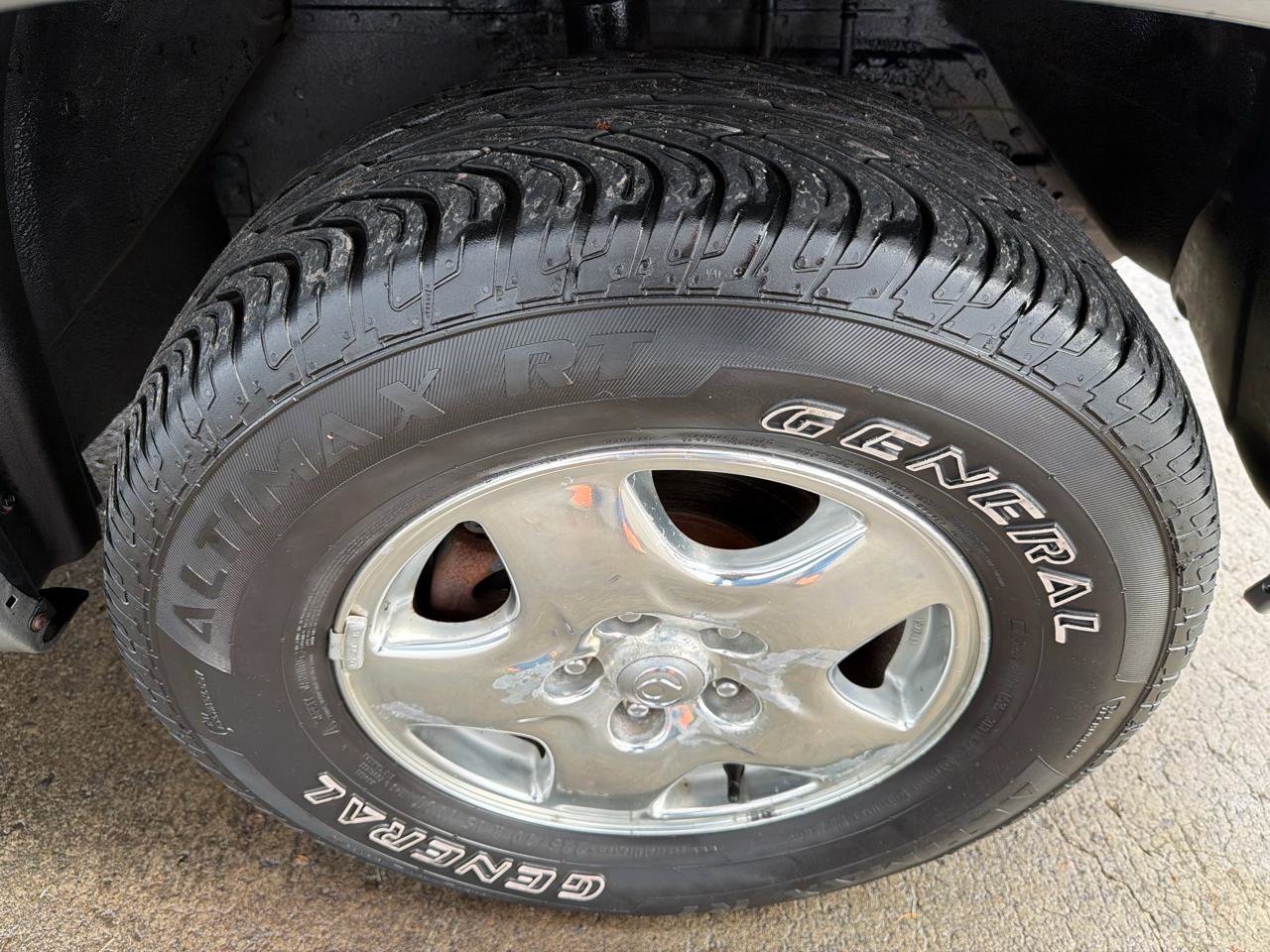 Used 1997 MAZDA MPV ES image 21