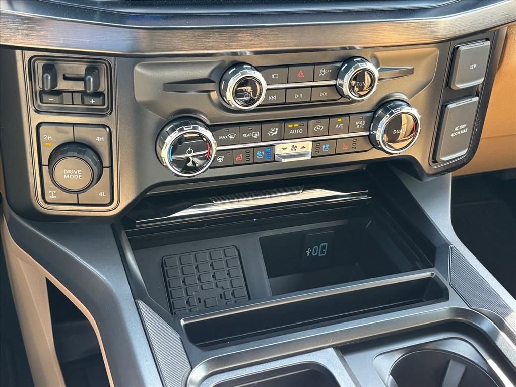 New 2026 Ford F250 4x4 Crew Cab Super Duty image 17