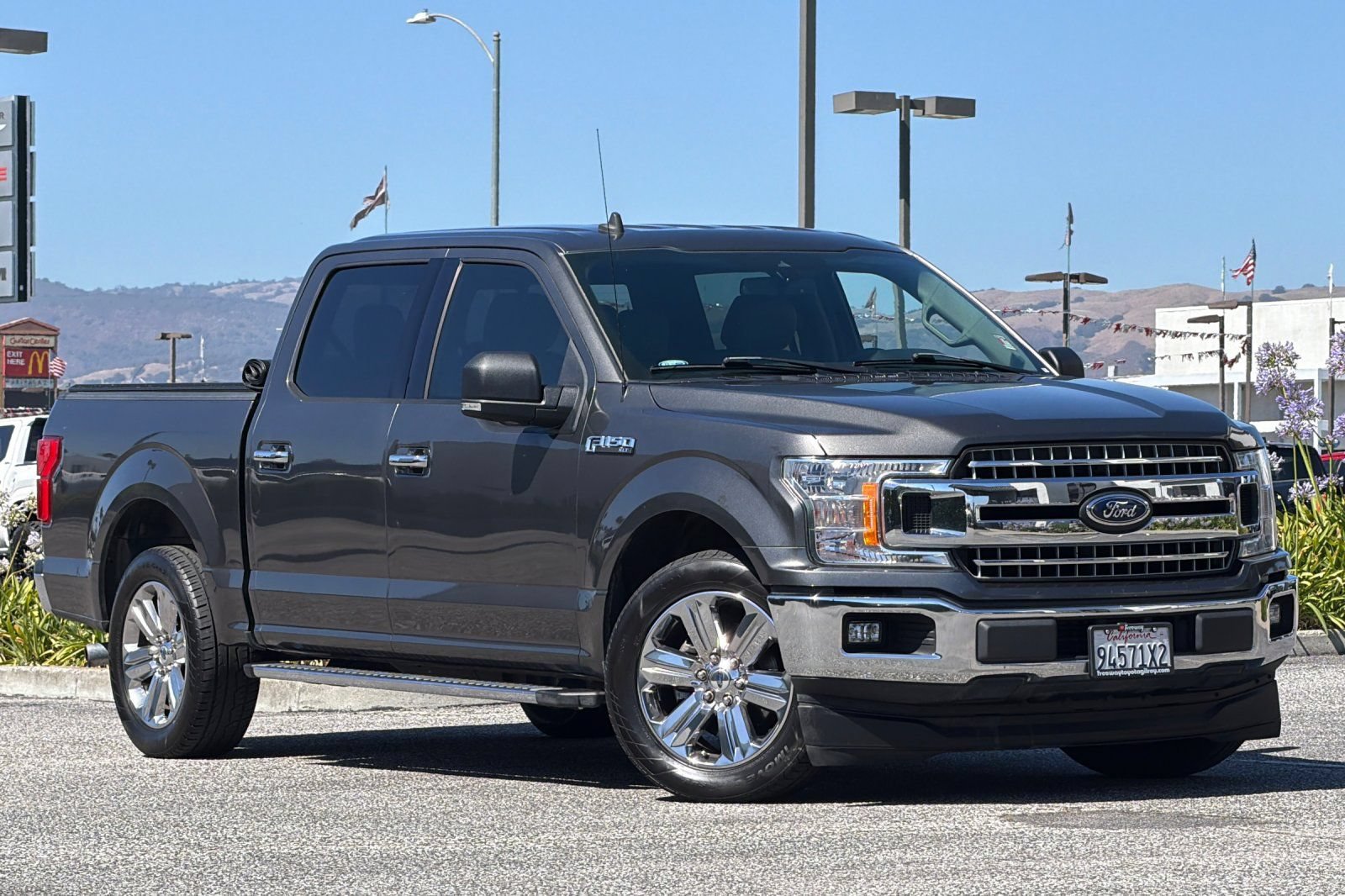 Used 2019 Ford F150 XLT w/ Equipment Group 302A Luxury RWD image 2