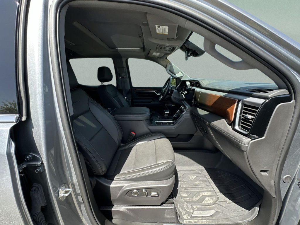 Used 2024 GMC Sierra 1500 Denali AWD/4WD image 36