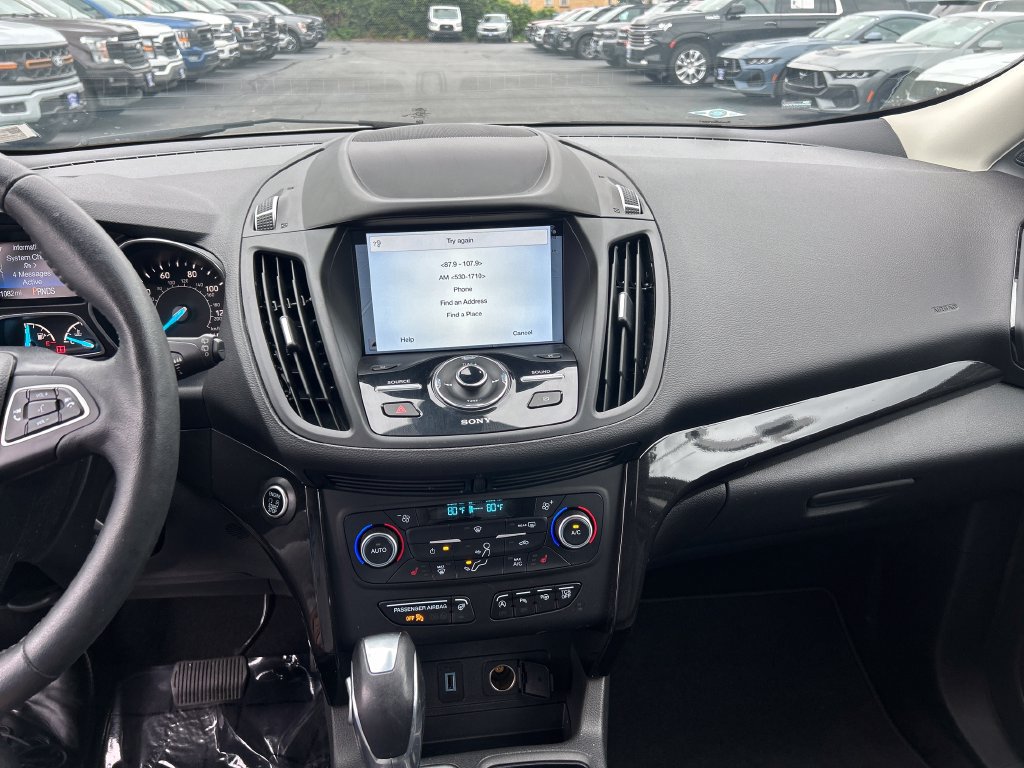 Used 2019 Ford Escape Titanium AWD/4WD image 22