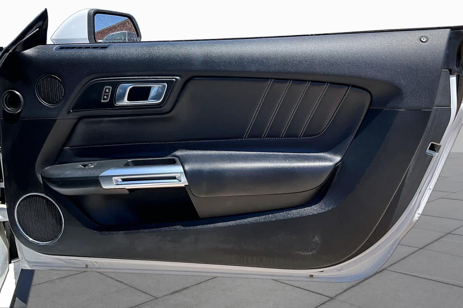 Used 2022 Ford Mustang Premium RWD image 21
