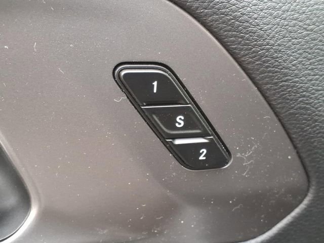 New 2026 Chrysler Pacifica Select AWD/4WD image 9